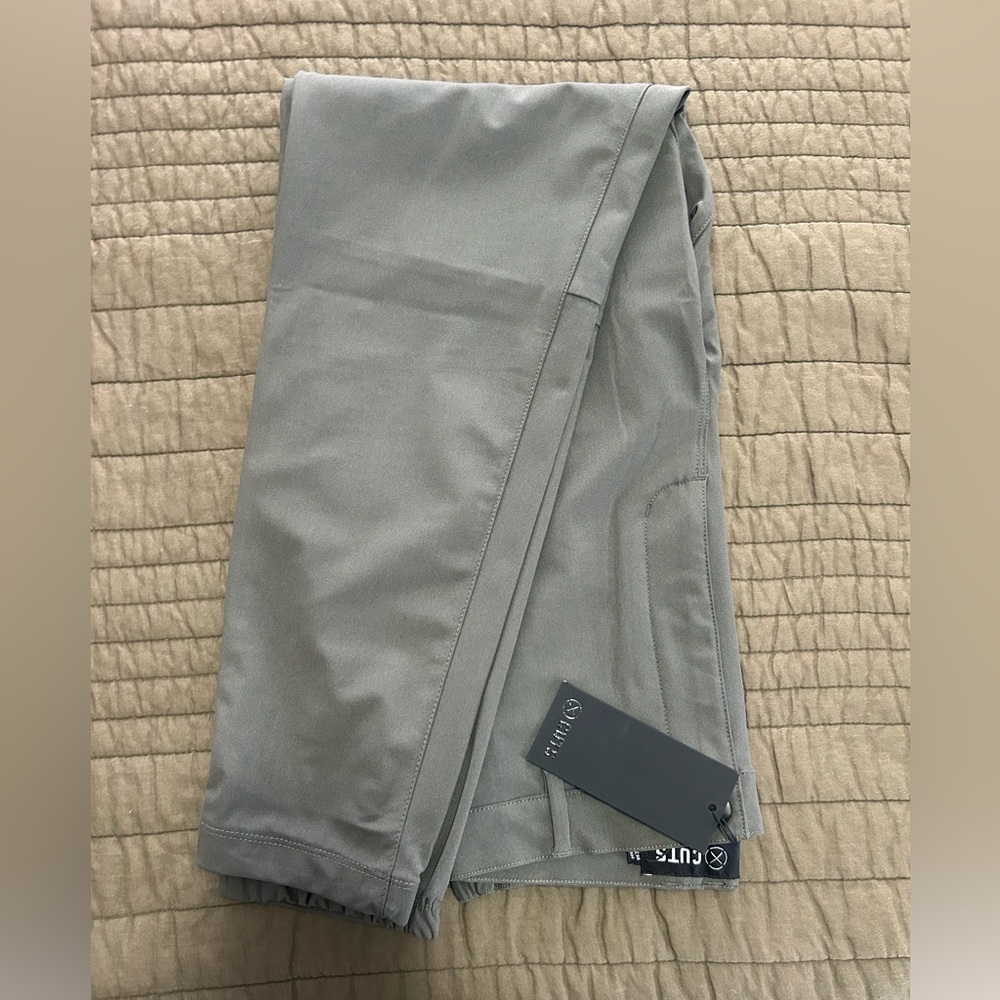 Men’s Cuts Clothing Jogger. Size - Large